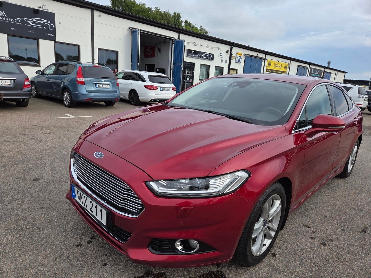 Ford Mondeo 2015, bild 2/11
