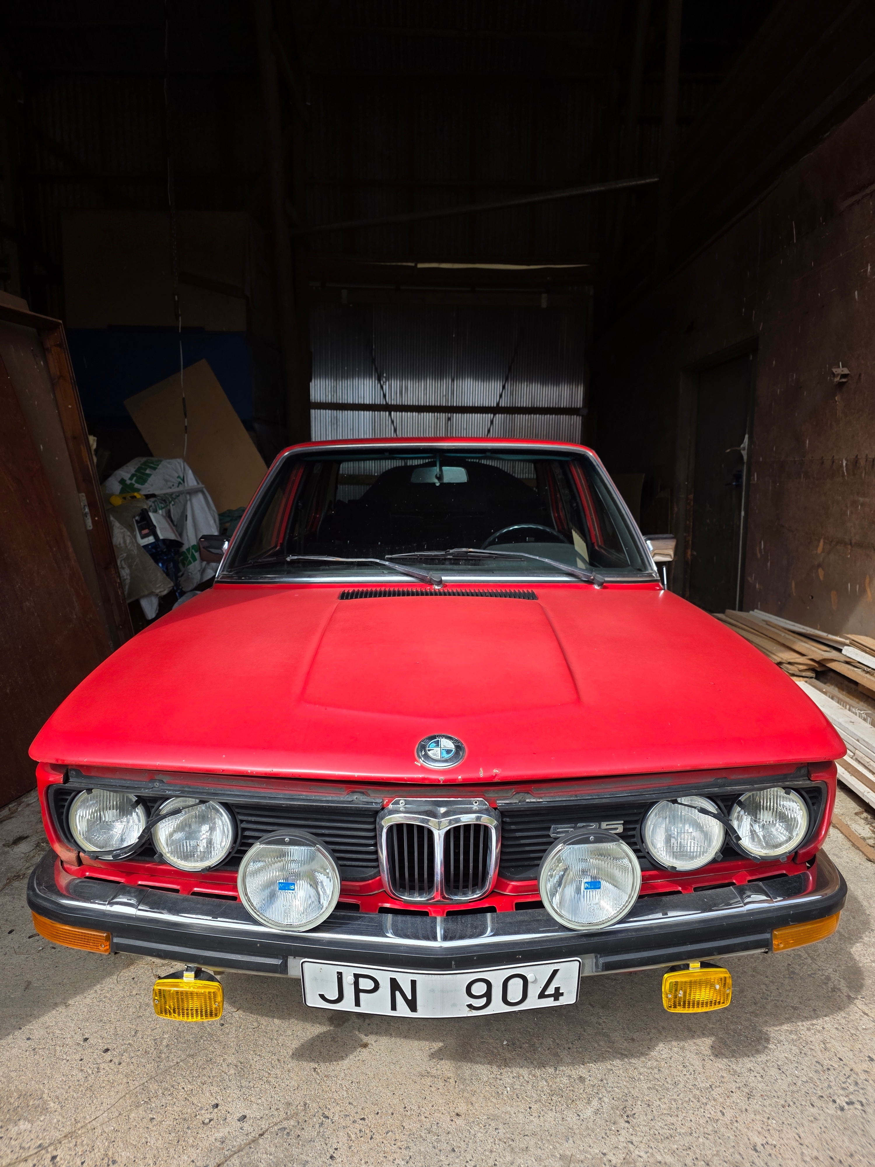 BMW 525