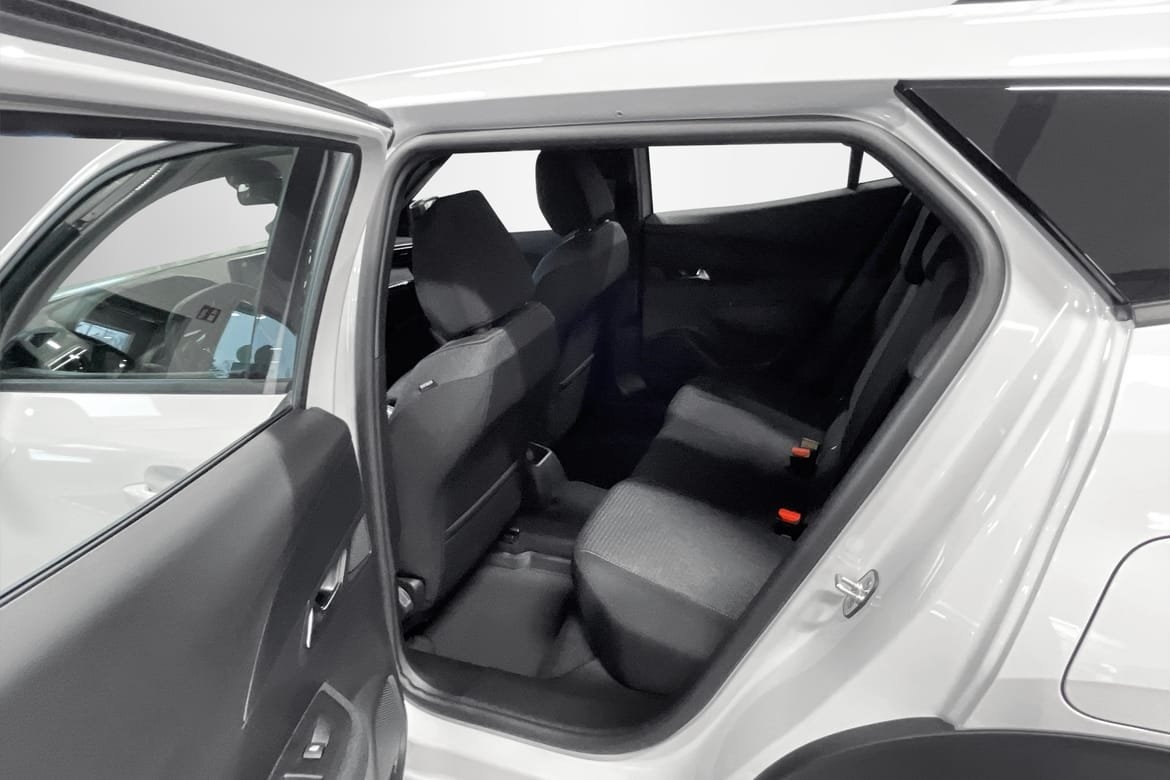 Peugeot 2008 1,2 PT STYLE/EDITION 2025, kuva 6/8