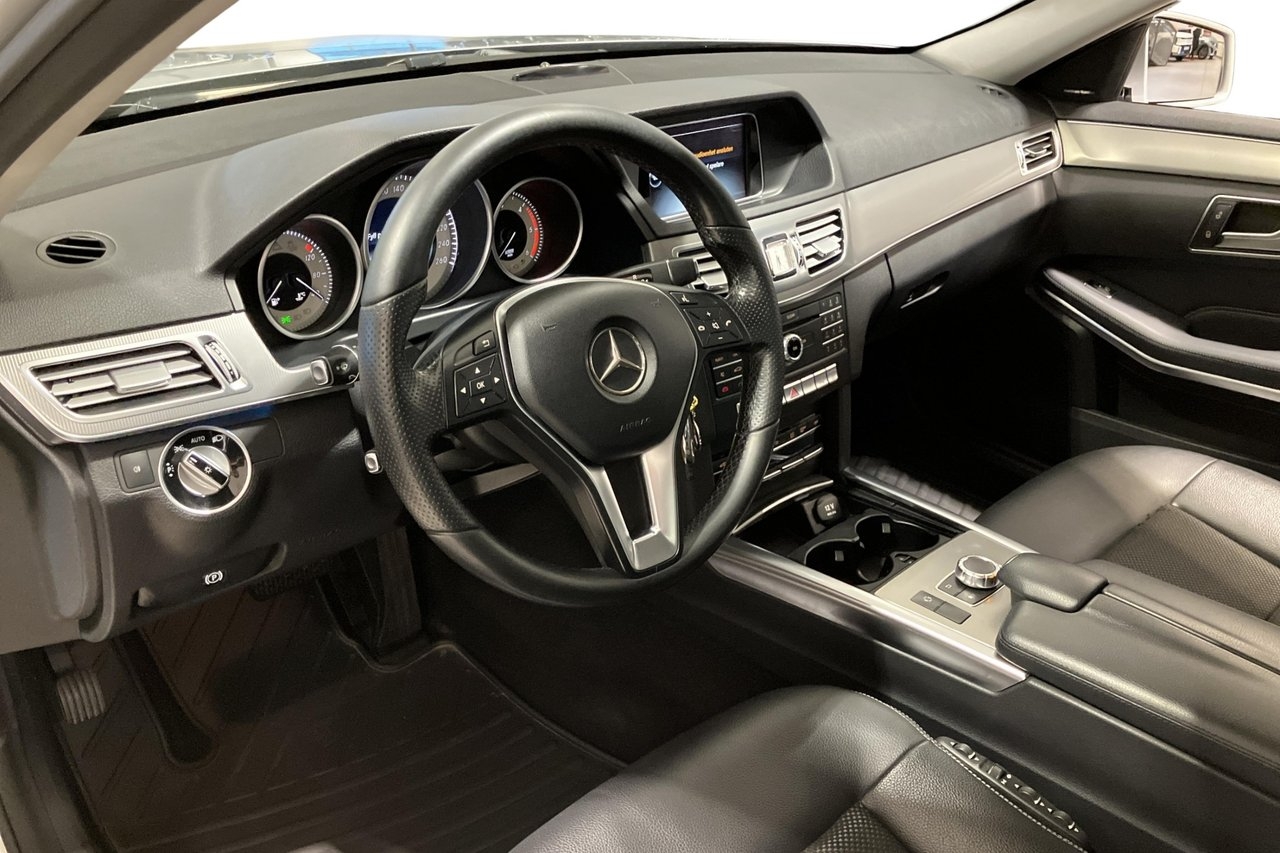 Mercedes-Benz E 220 BLUE 2016, bild 6/10