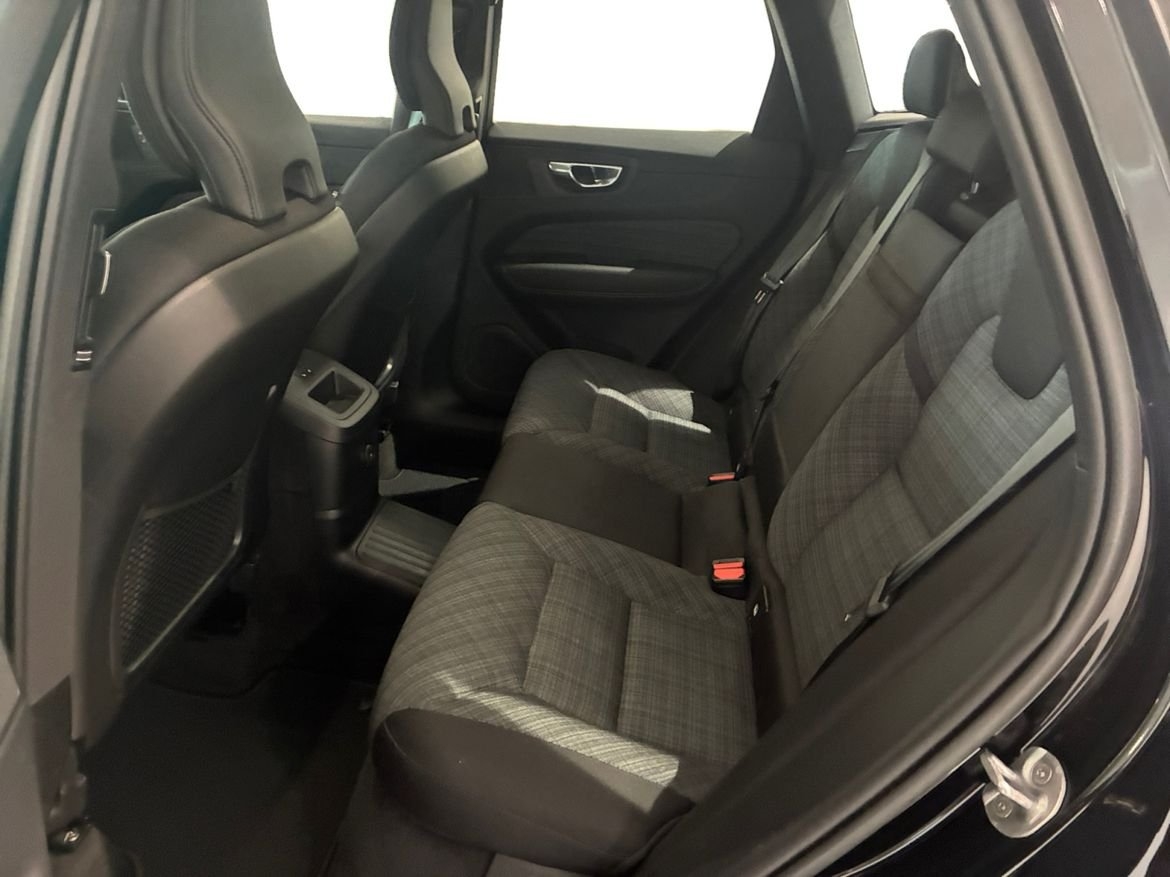 Volvo XC60 Recharge T6 Core Edition 2023, bild 7/10