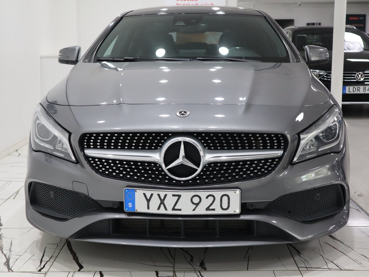 Mercedes-Benz CLA 220 d 4MATIC AMG 2018, bild 2/10