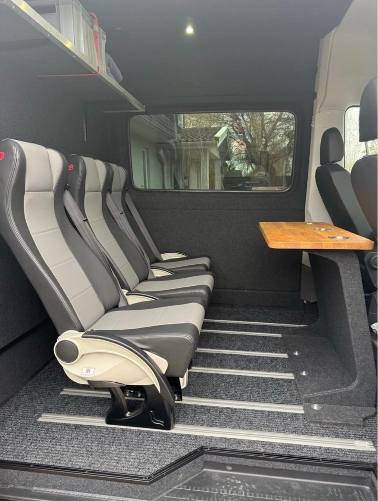 Volkswagen Crafter 2.0 TDI Automatisk 2024, bild 4/7