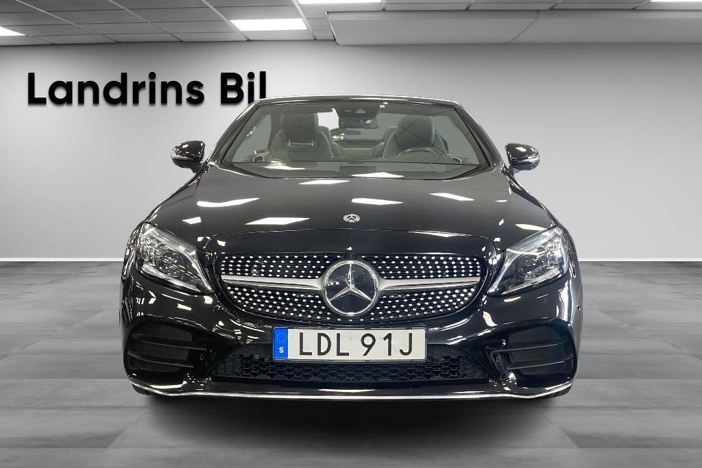 Mercedes-Benz C 300 Cabriolet / AMG Line 2021, bild 2/15