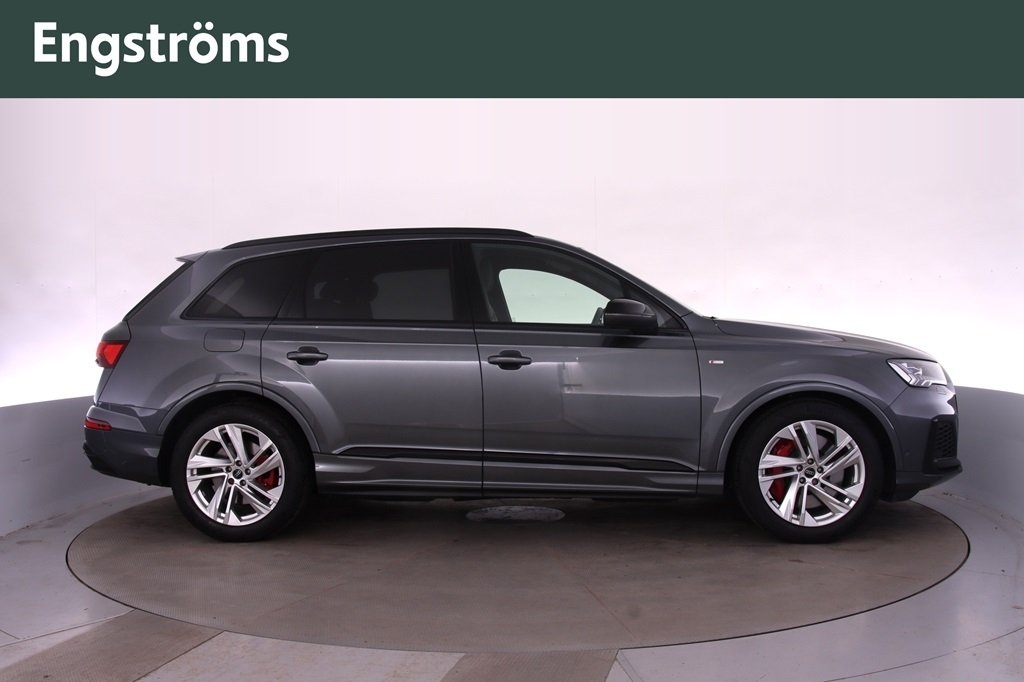 Audi Q7 TFSI E QUATTRO S-Line 462hk 2023, bild 2/10