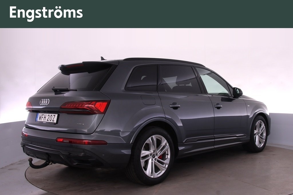 Audi Q7 TFSI E QUATTRO S-Line 462hk 2023, bild 4/10