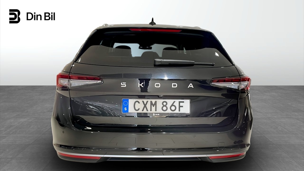 Skoda Superb 2024, photo 5/10