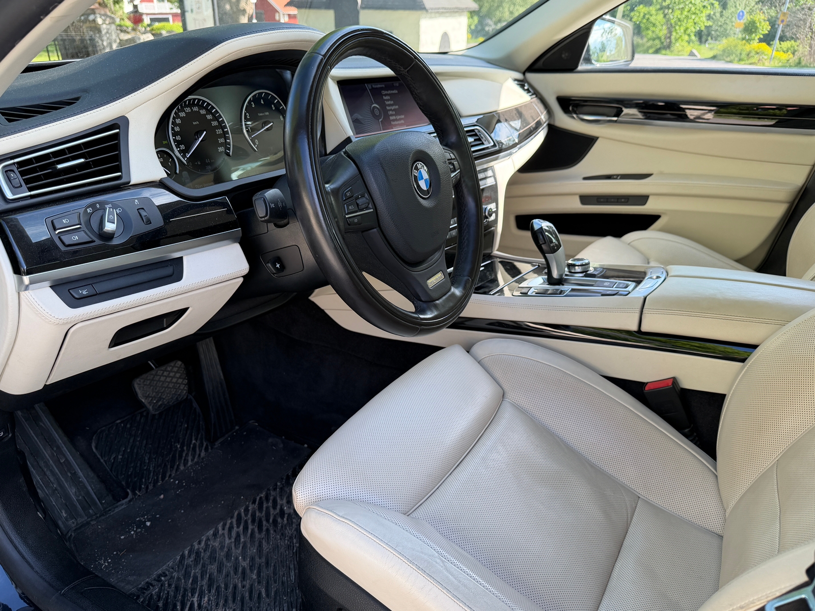 BMW ActiveHybrid 7 Steptronic 2011, bild 5/10