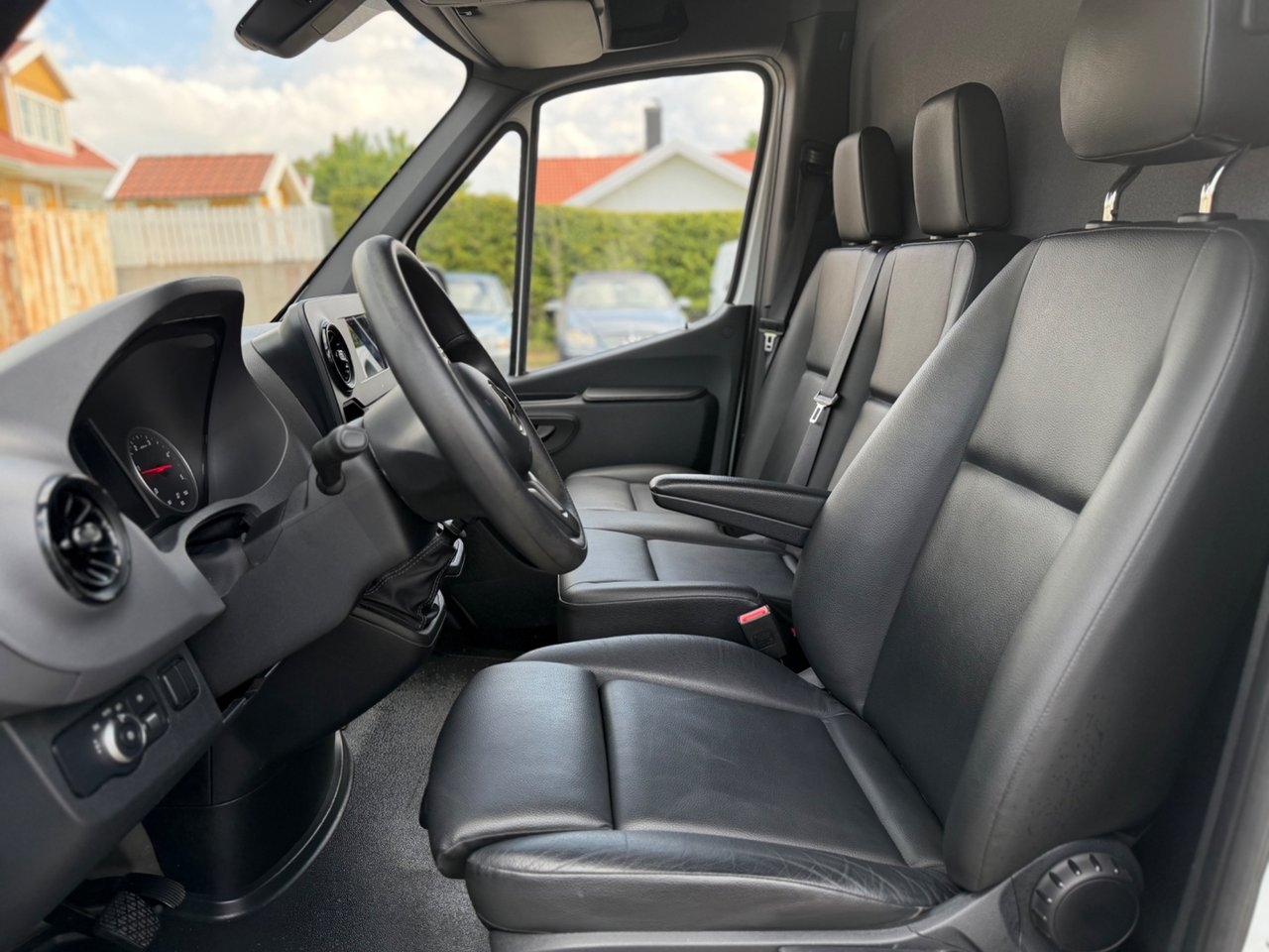 Mercedes-Benz Sprinter 2020, bild 6/10