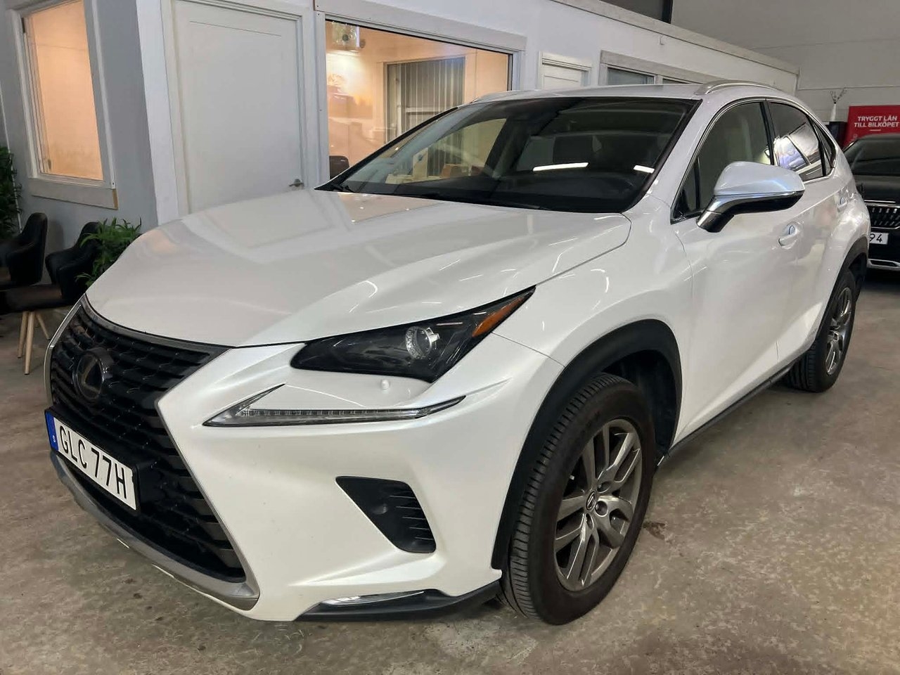 Lexus NX 2019, bild 2/10