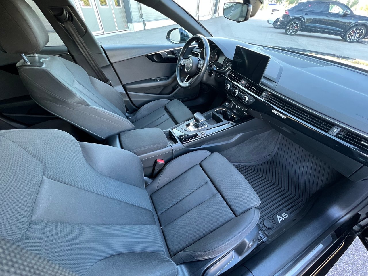 Audi A5 2020, bild 7/8