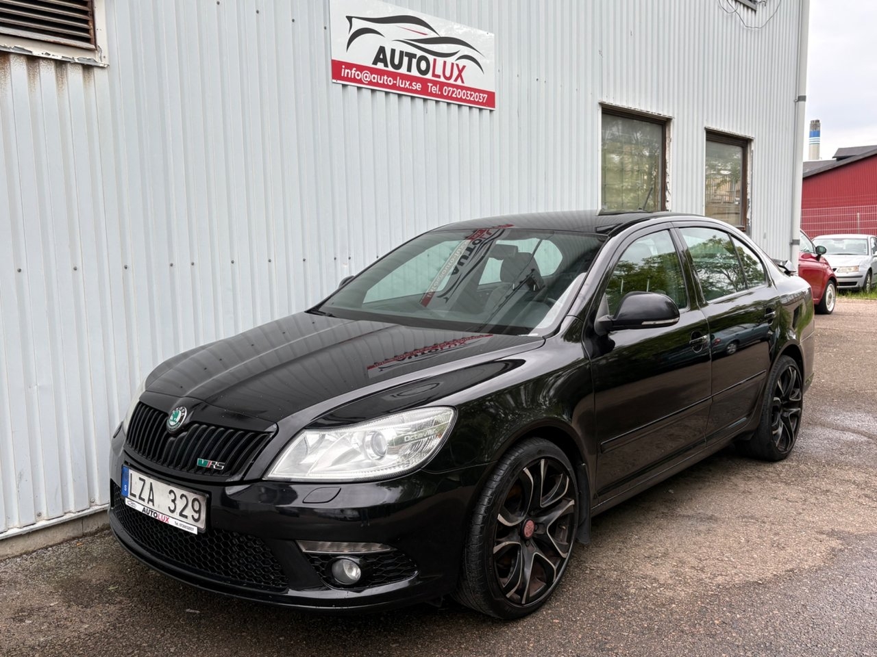 Skoda Octavia 2012, bild 2/17