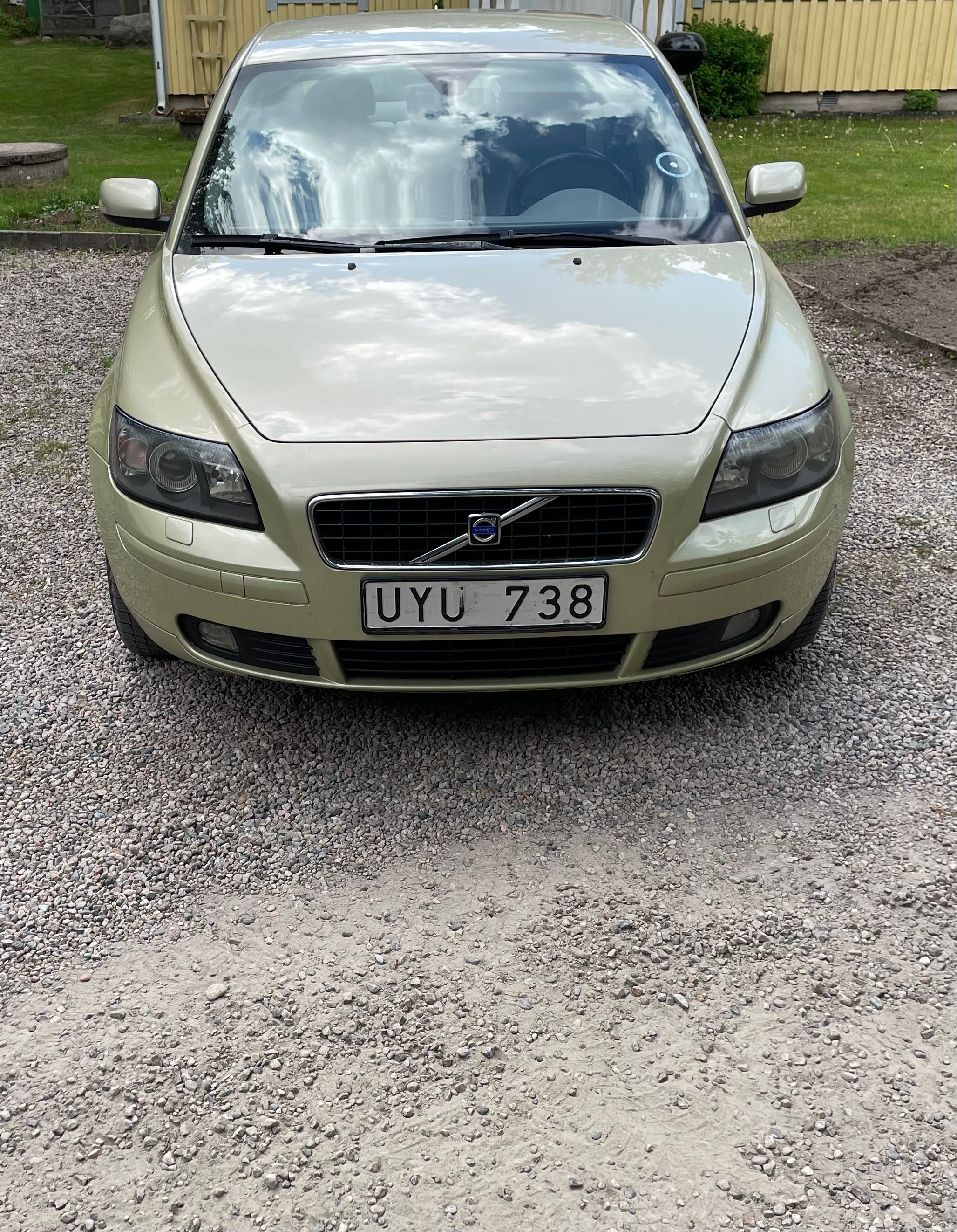 Volvo S40