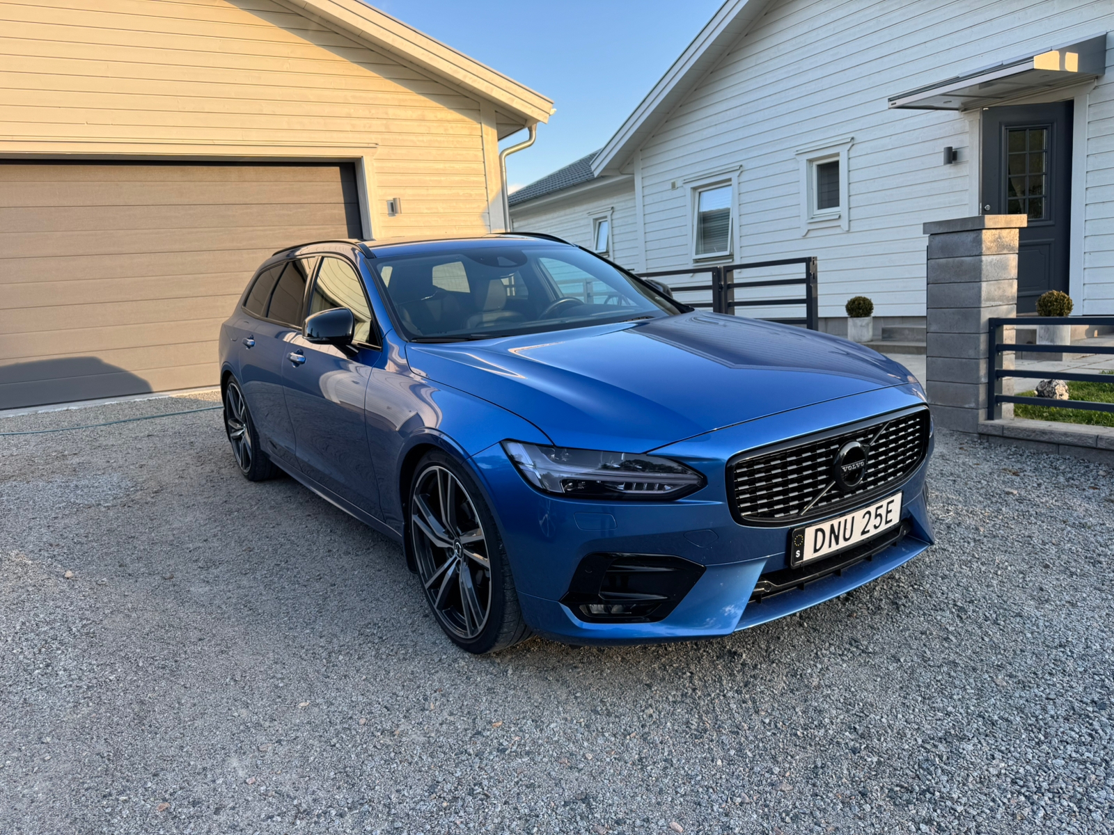 Volvo V90