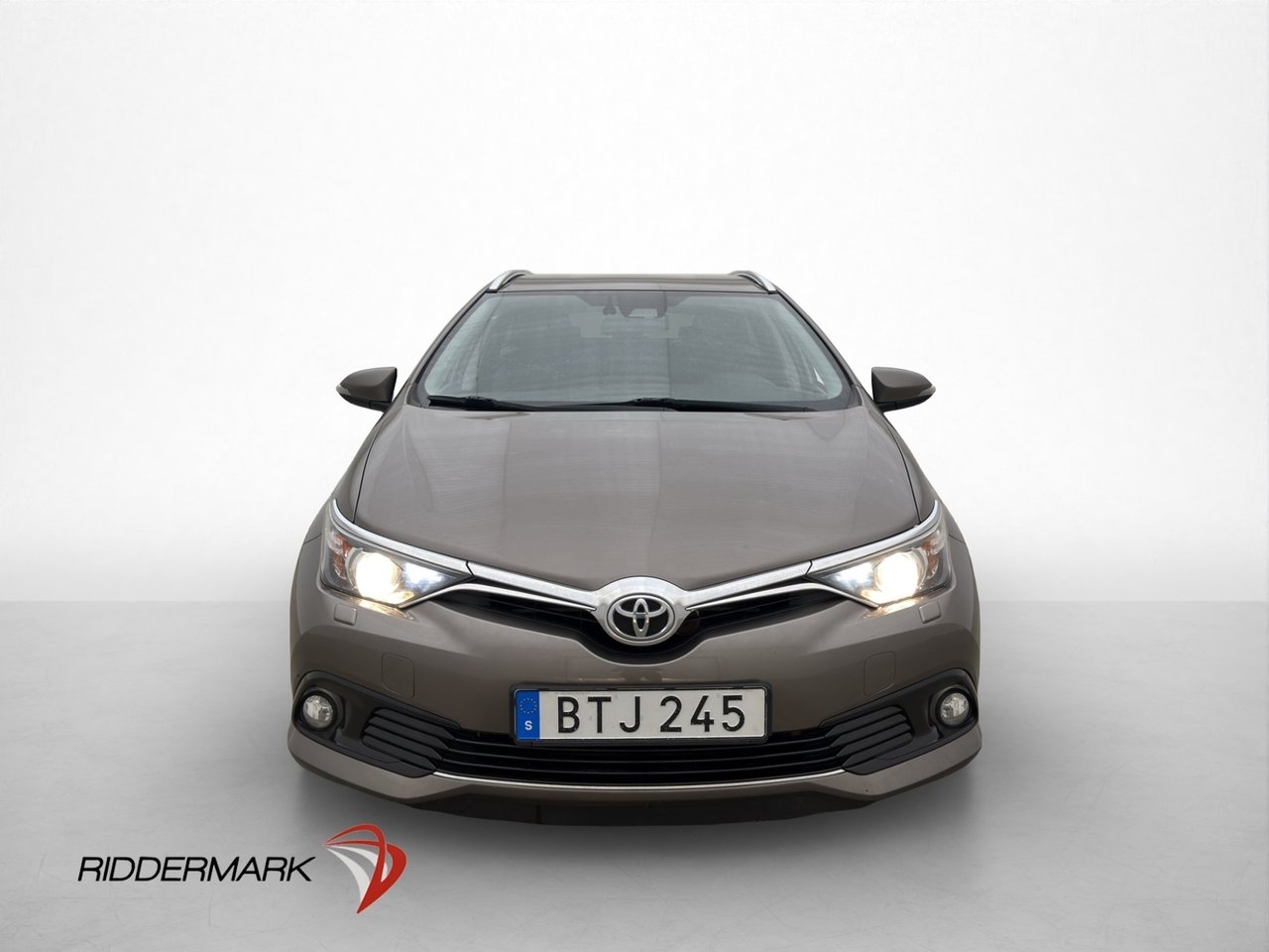 Toyota Auris 2017, bild 2/29