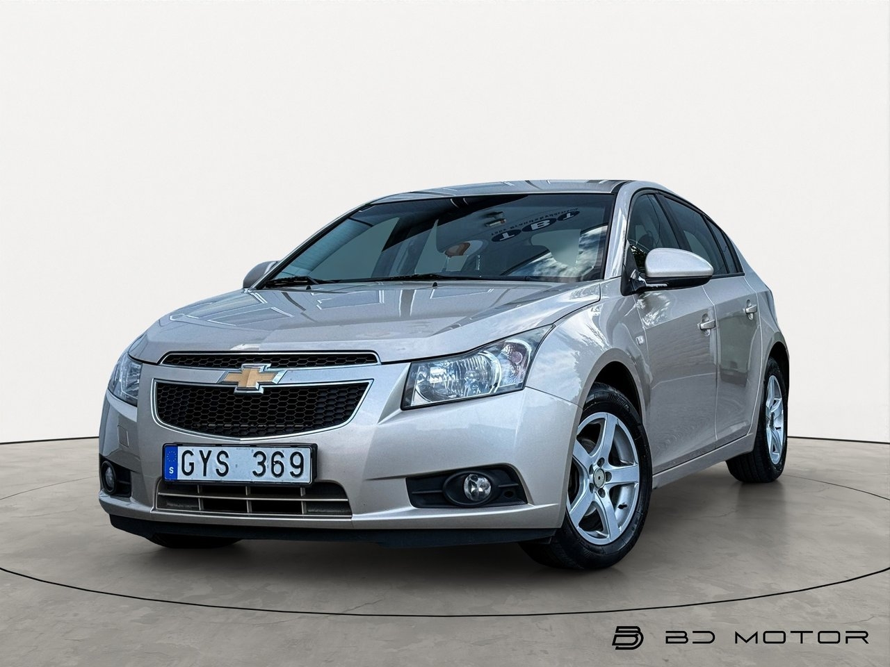 Chevrolet Cruze Halvkombi 1.6 124hk PDC 2012, bild 6/10