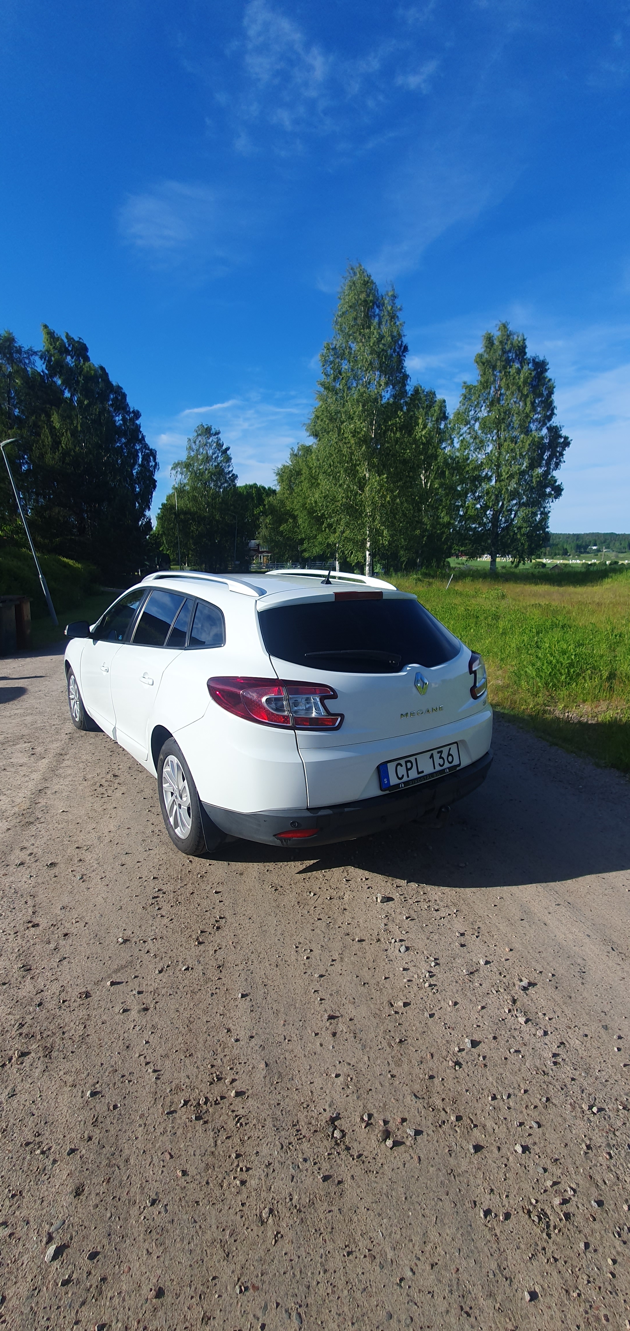 Renault Megane 2014, bild 2/6