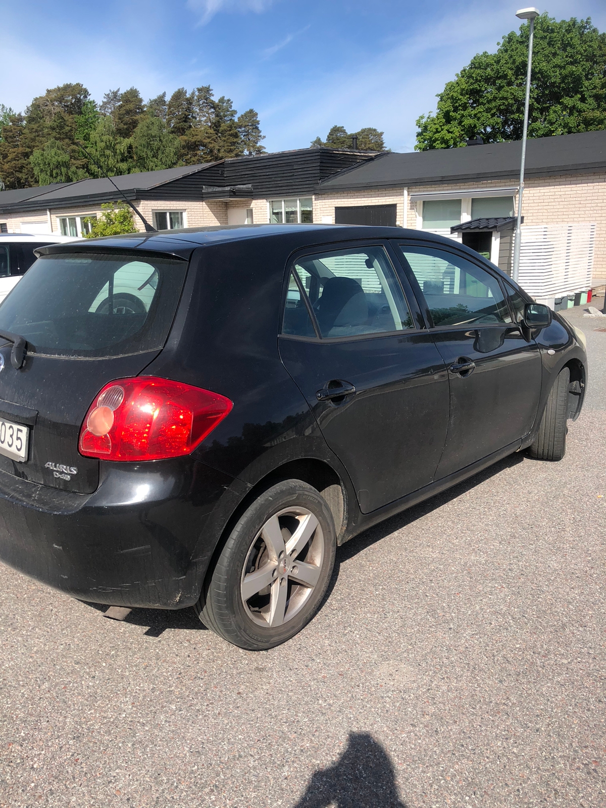 Toyota Auris 5-dörrar 2.0 D-4D Manuell 2007, bild 2/3