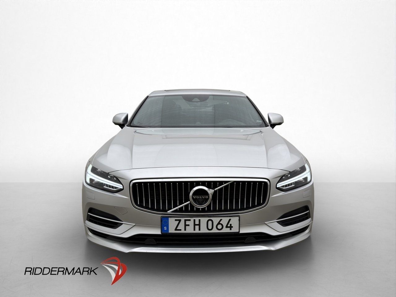 Volvo S90 2018, bild 2/35