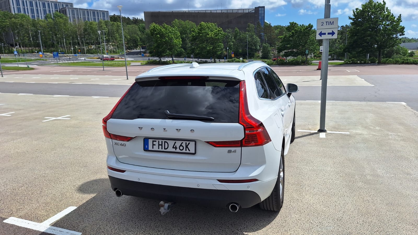 Volvo XC60 B4 Geartronic 2021, bild 2/10