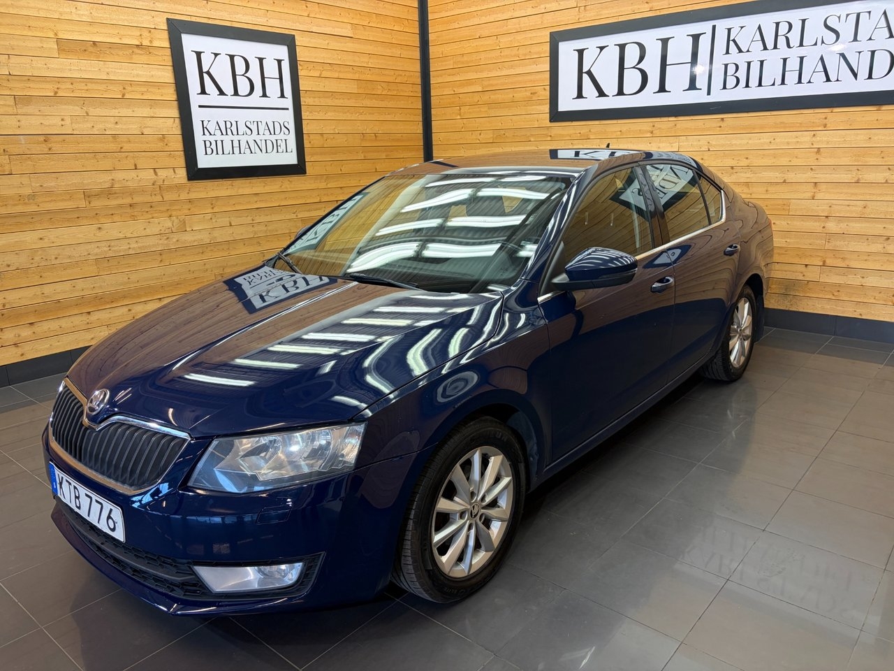 Skoda Octavia 1.6 TDI Ambition Euro 5 2015, kuva 2/24