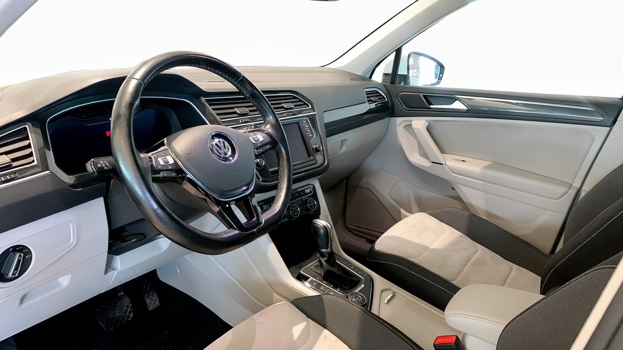 Volkswagen Tiguan 2017, photo 7/15