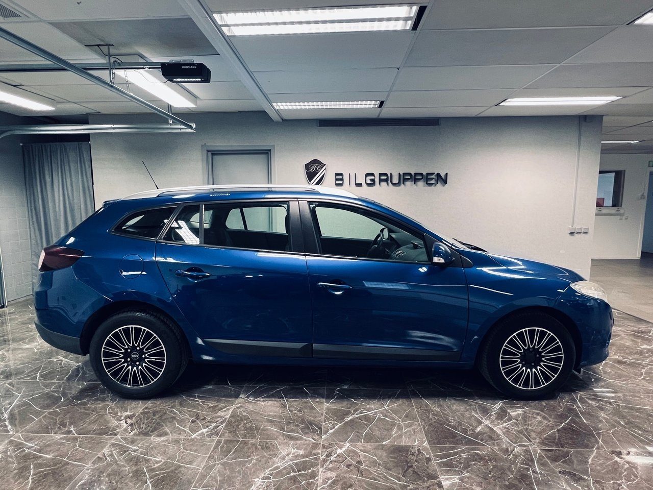 Renault Megane Grandtour 1.5 dCi 2010, kuva 3/18