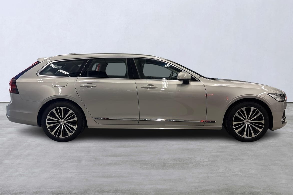 Volvo V90 T6 Core Bright 2025, bild 3/10
