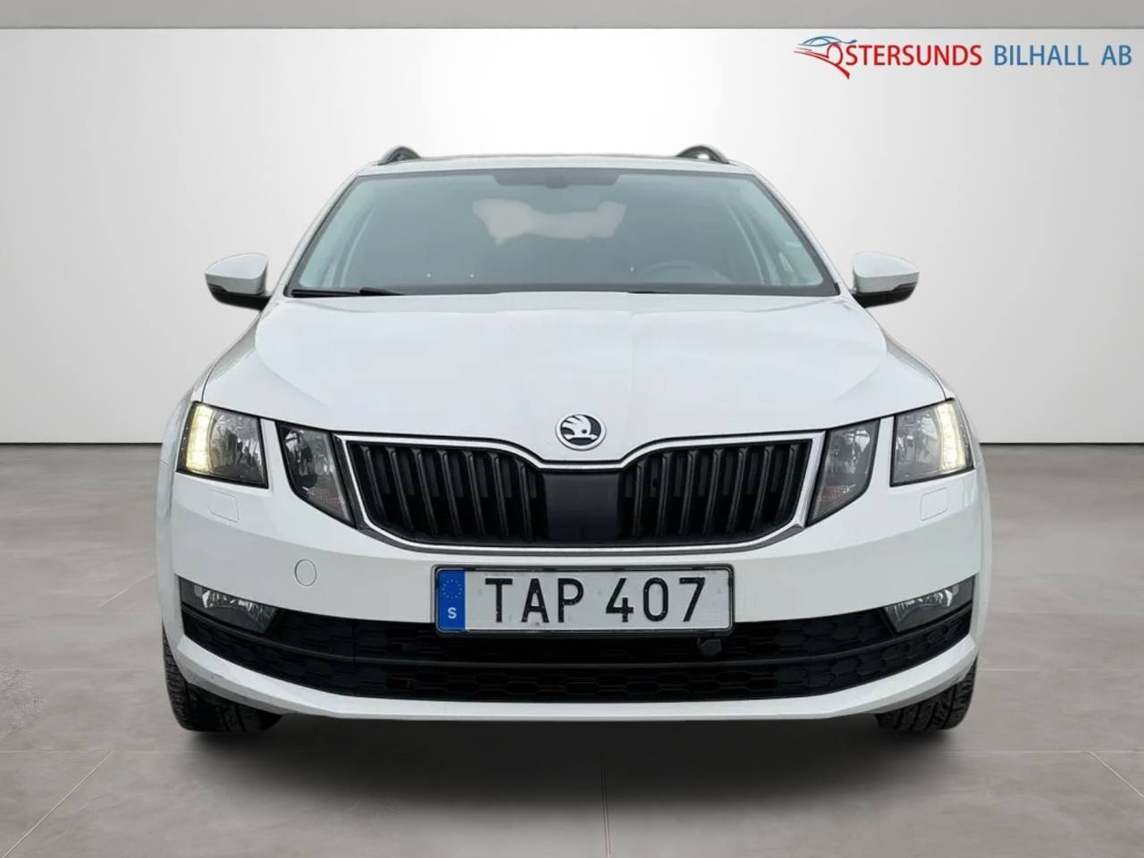 Skoda Octavia 2018, bild 2/10