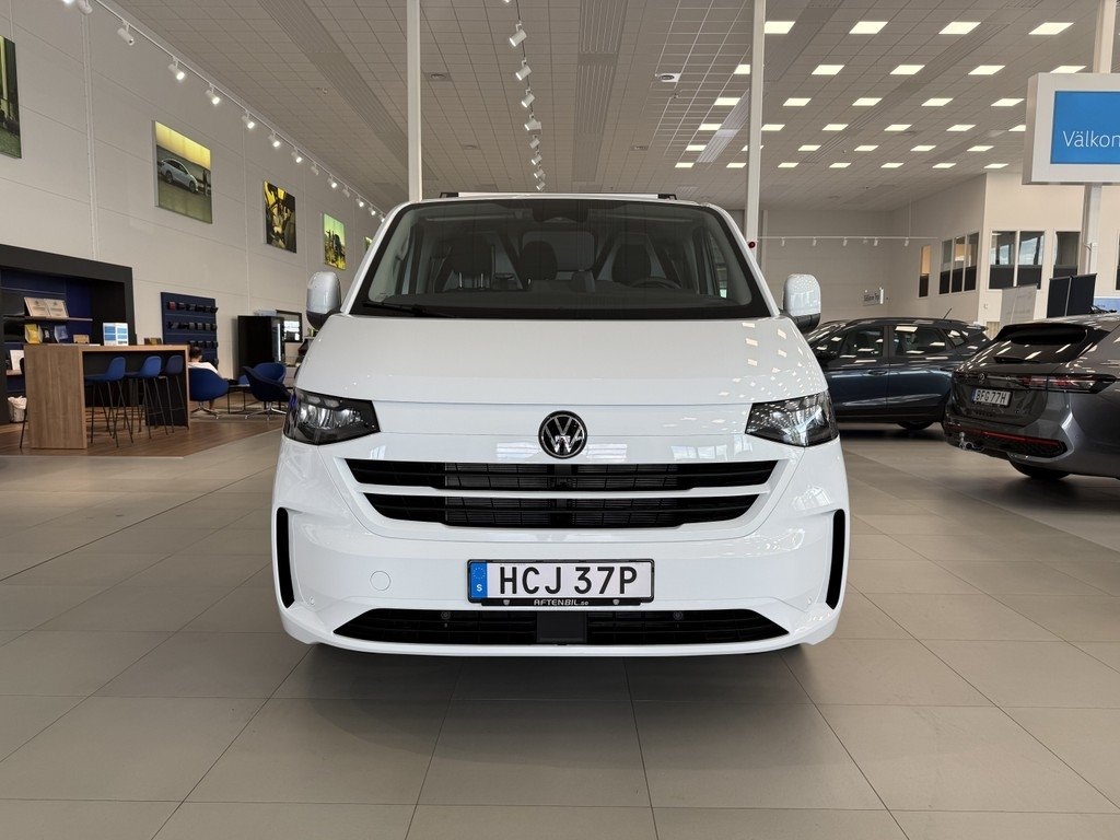 Volkswagen Transporter 4motion 2.0 TDI 2026, photo 2/10