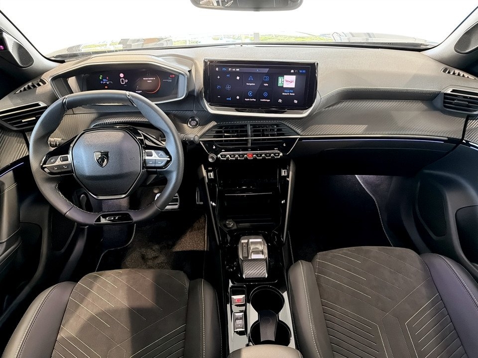Peugeot 2008 GT Hybrid Aut 2026, kuva 3/17