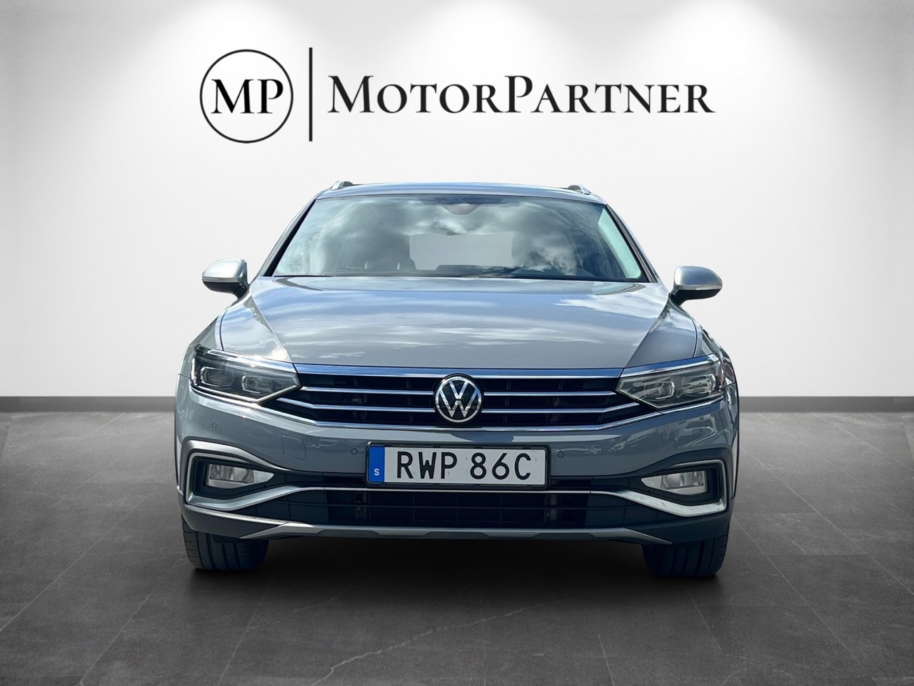 Volkswagen Passat 2023, bild 2/10