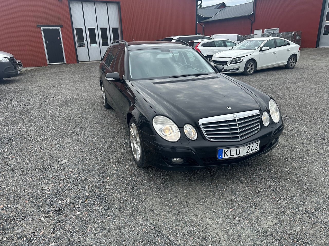 Mercedes-Benz E