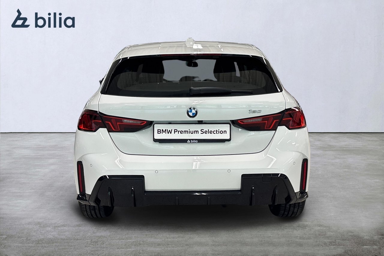 BMW 120 Aut M-Sport 2025, bild 4/10