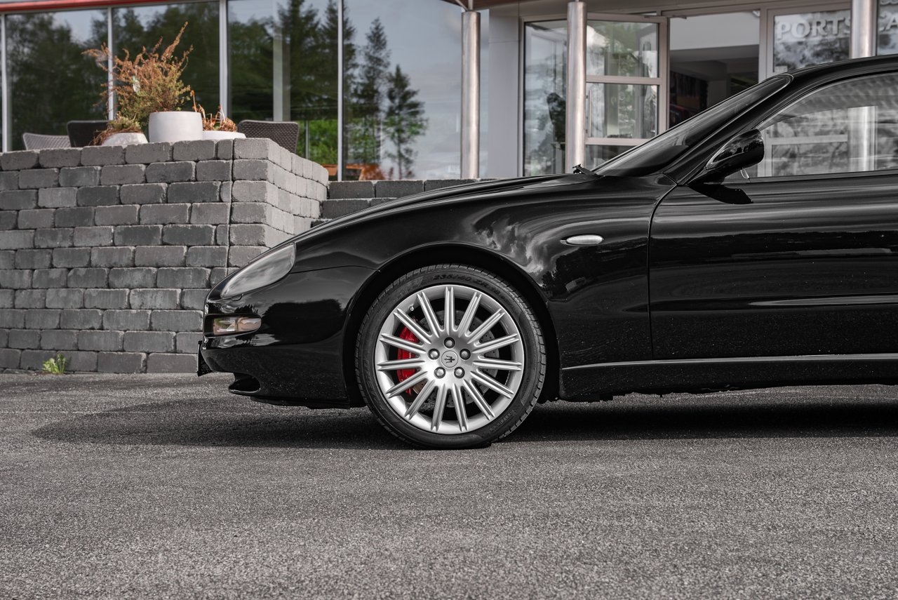 Maserati Coupe 4200 2002, bild 6/10