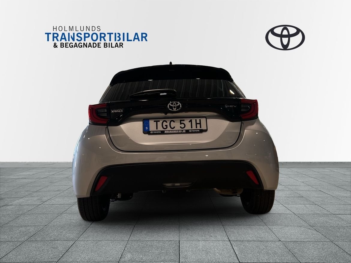 Toyota Yaris 2025, bild 5/28