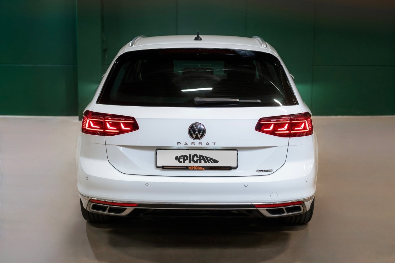 Volkswagen Passat 2022, bild 6/10
