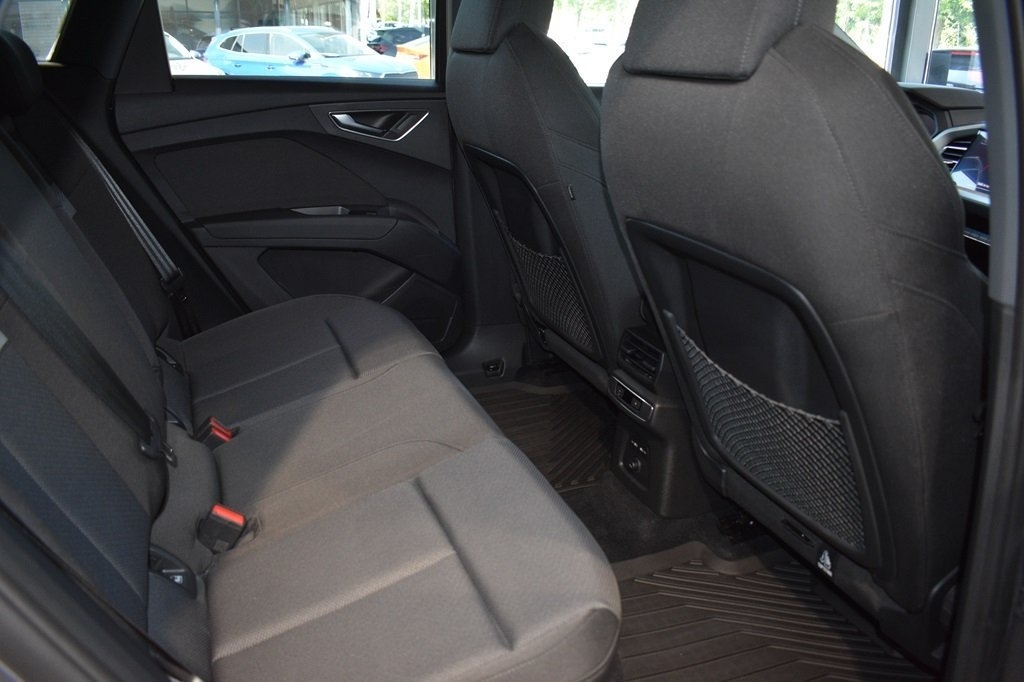 Audi Q4 e-tron e-tron 40 150 kW 2022, bild 5/6