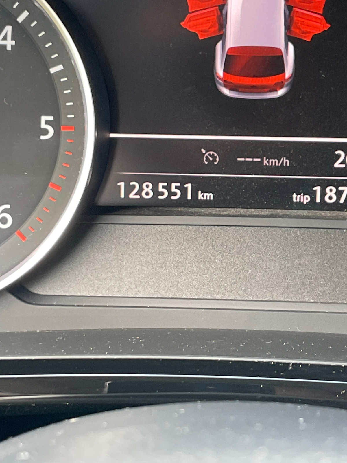 Volkswagen Touareg 2017, bild 8/8