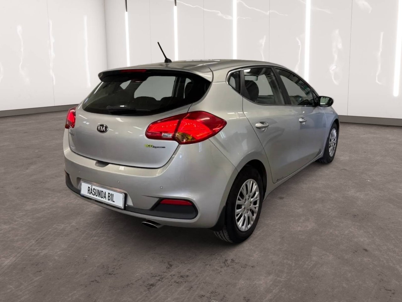 Kia Ceed SÅLD 2013, bild 6/14