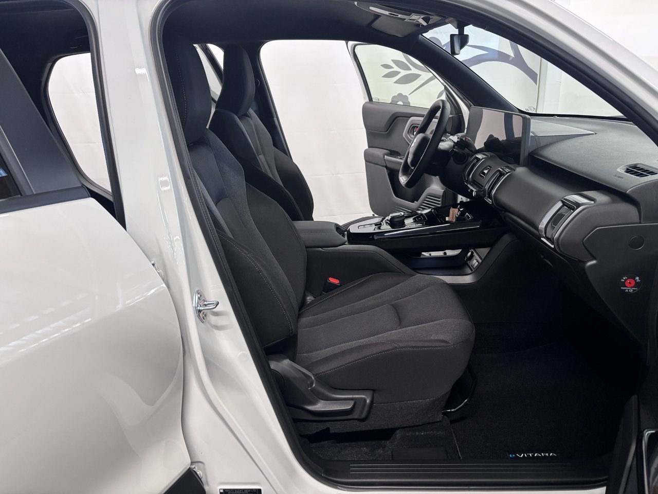 Suzuki eVitara 2026, bild 6/13