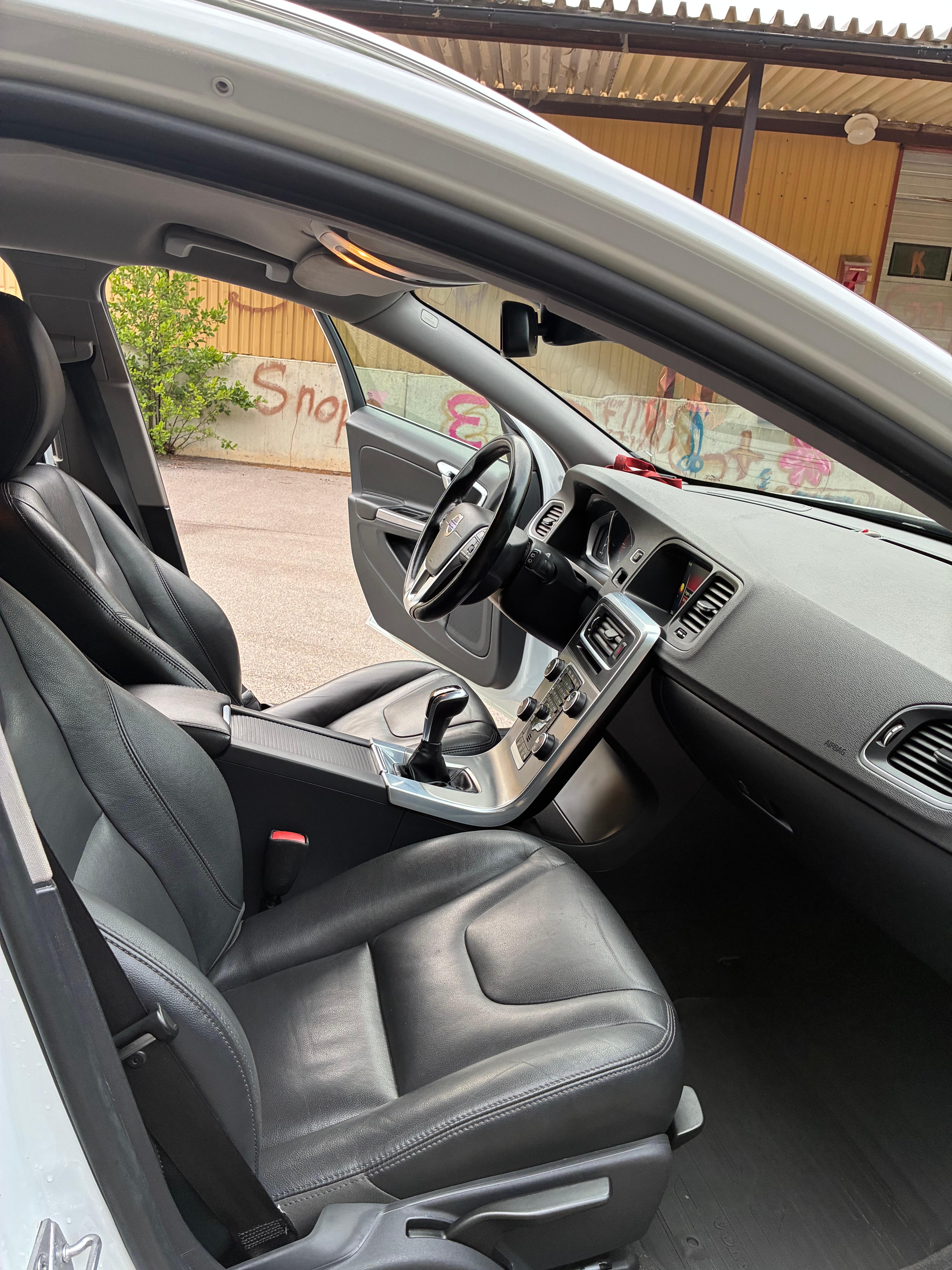 Volvo V60 D4 Manuell 2014, bild 6/7