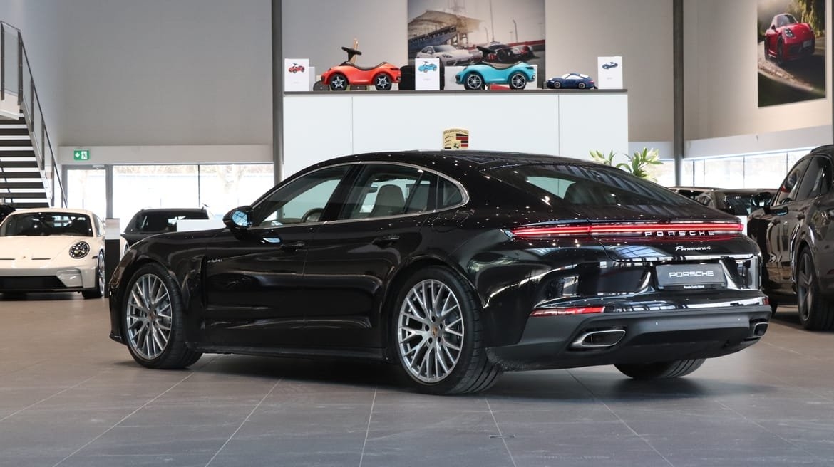 Porsche Panamera 4 E-Hybrid 2026, bild 2/10