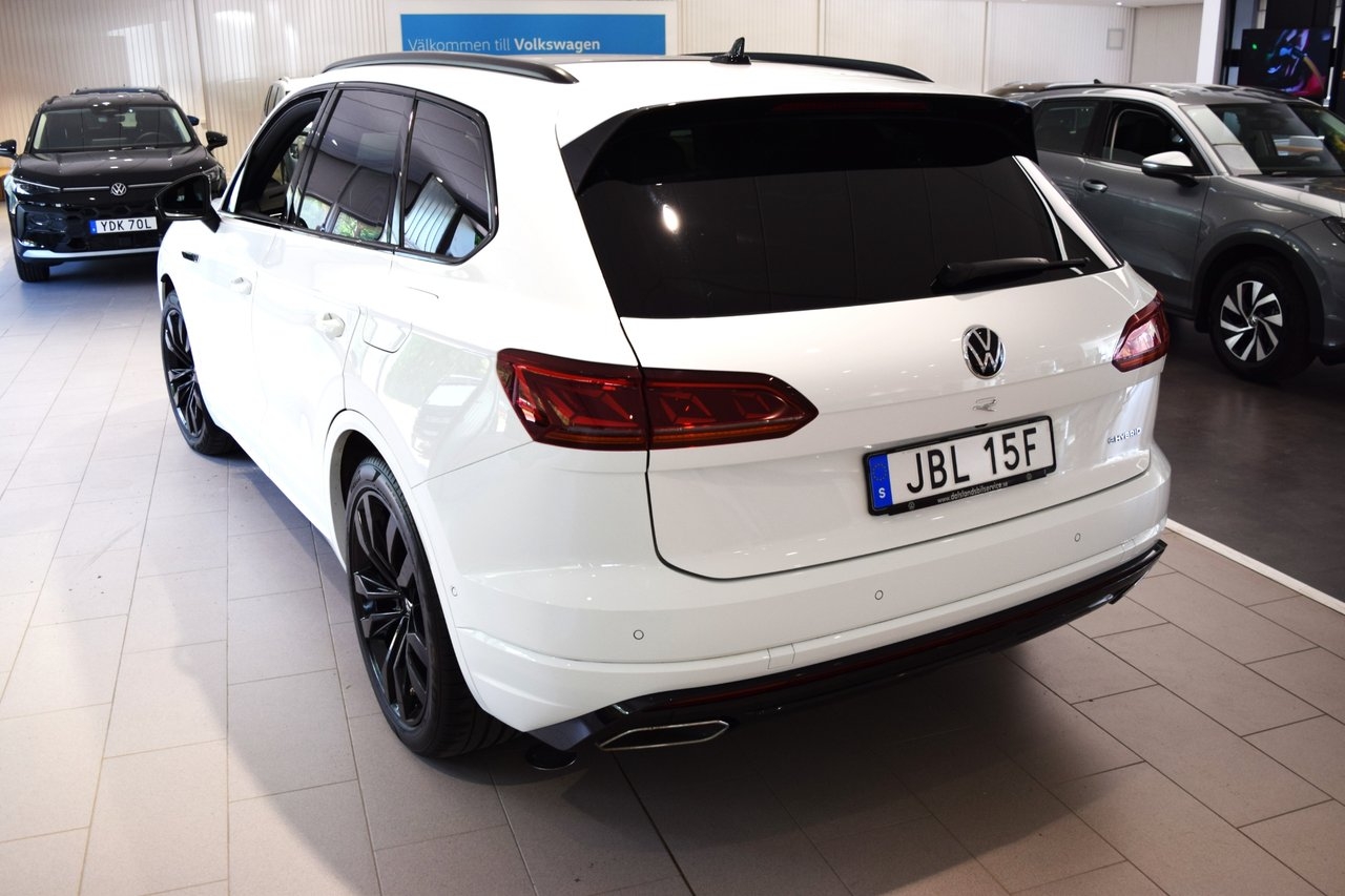 Volkswagen Touareg 2023, photo 5/9