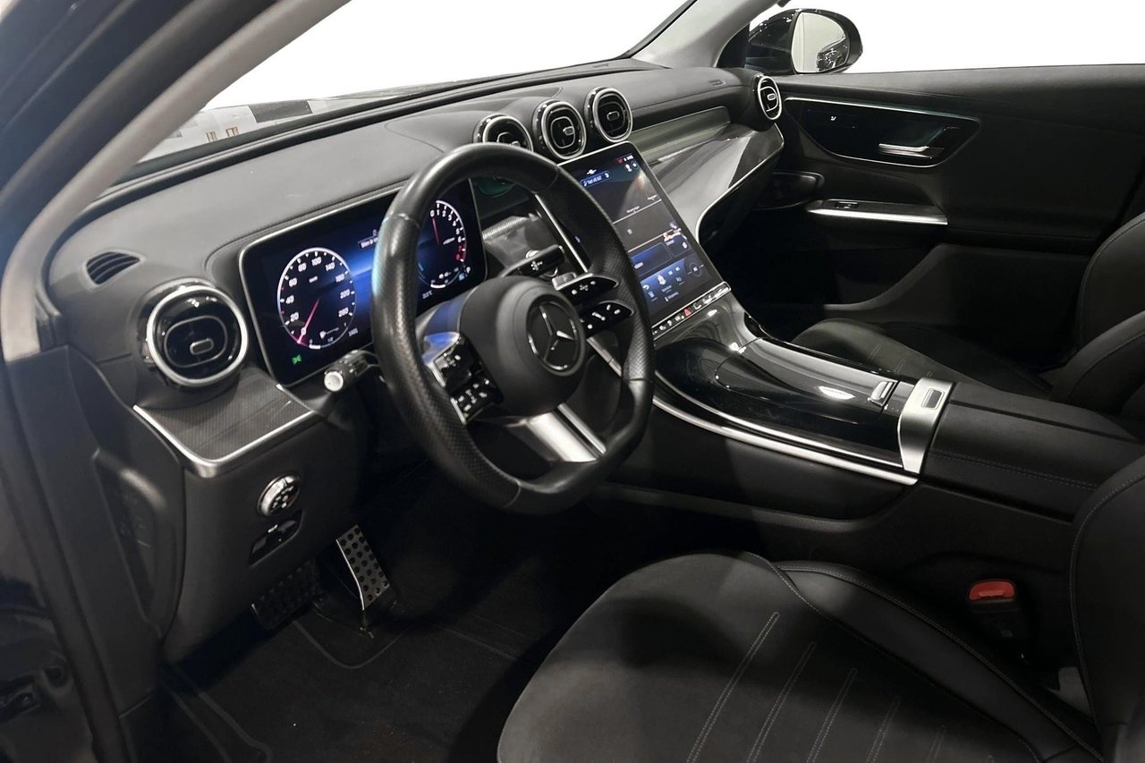 Mercedes-Benz GLC 300 e 4MATIC Coupé 2024, bild 7/28