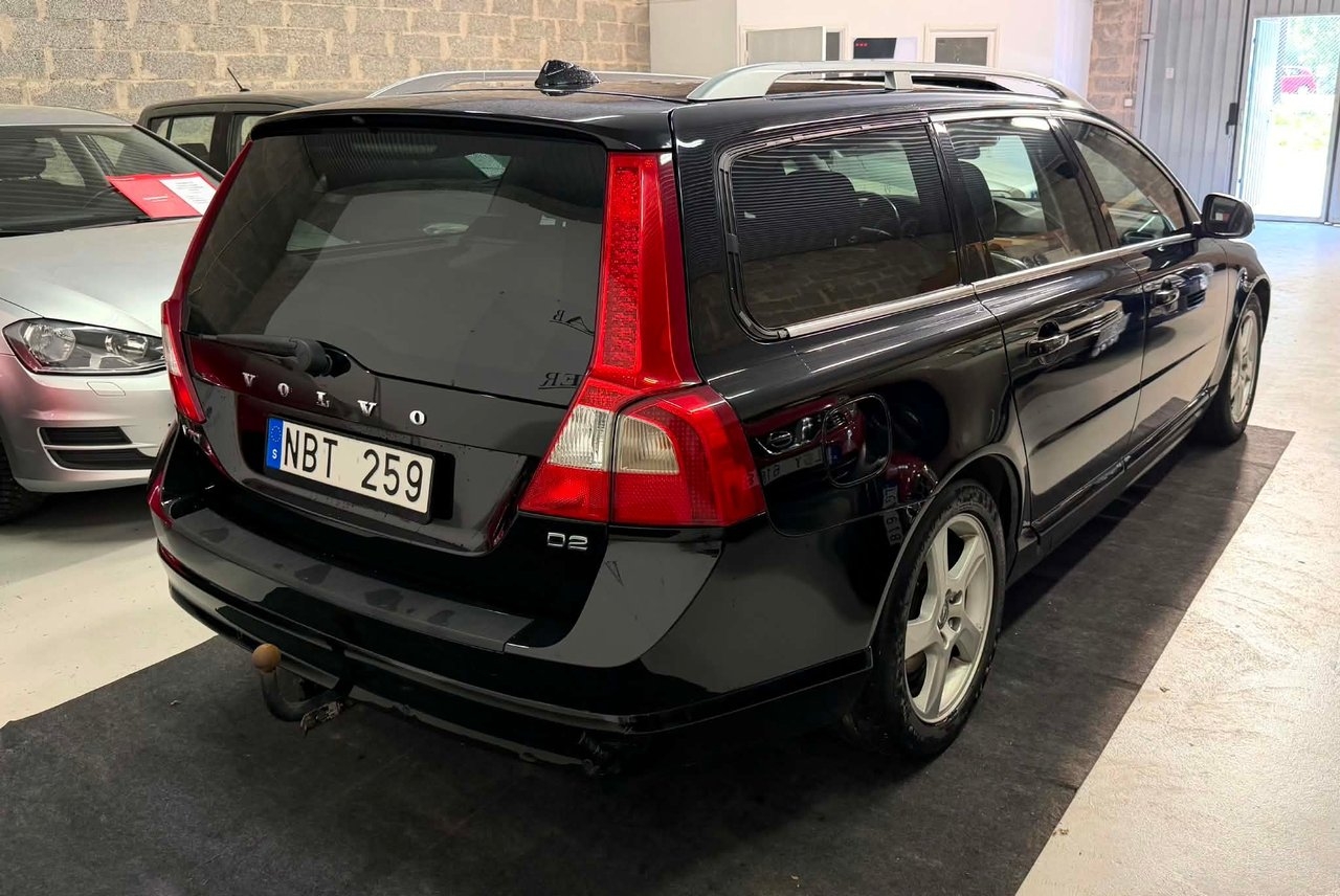 Volvo V70 2013, photo 5/10