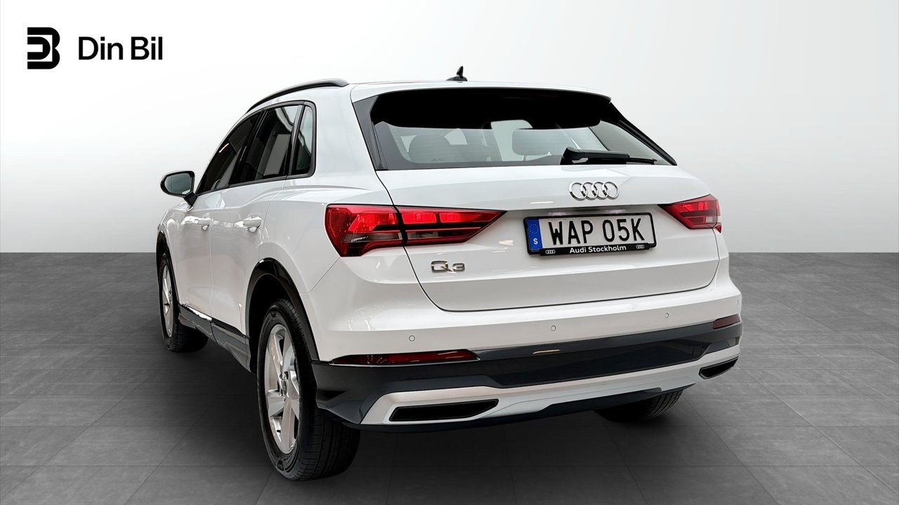 Audi Q3 35 TFSI 150HK Cockpit SONOS 2023, photo 3/16