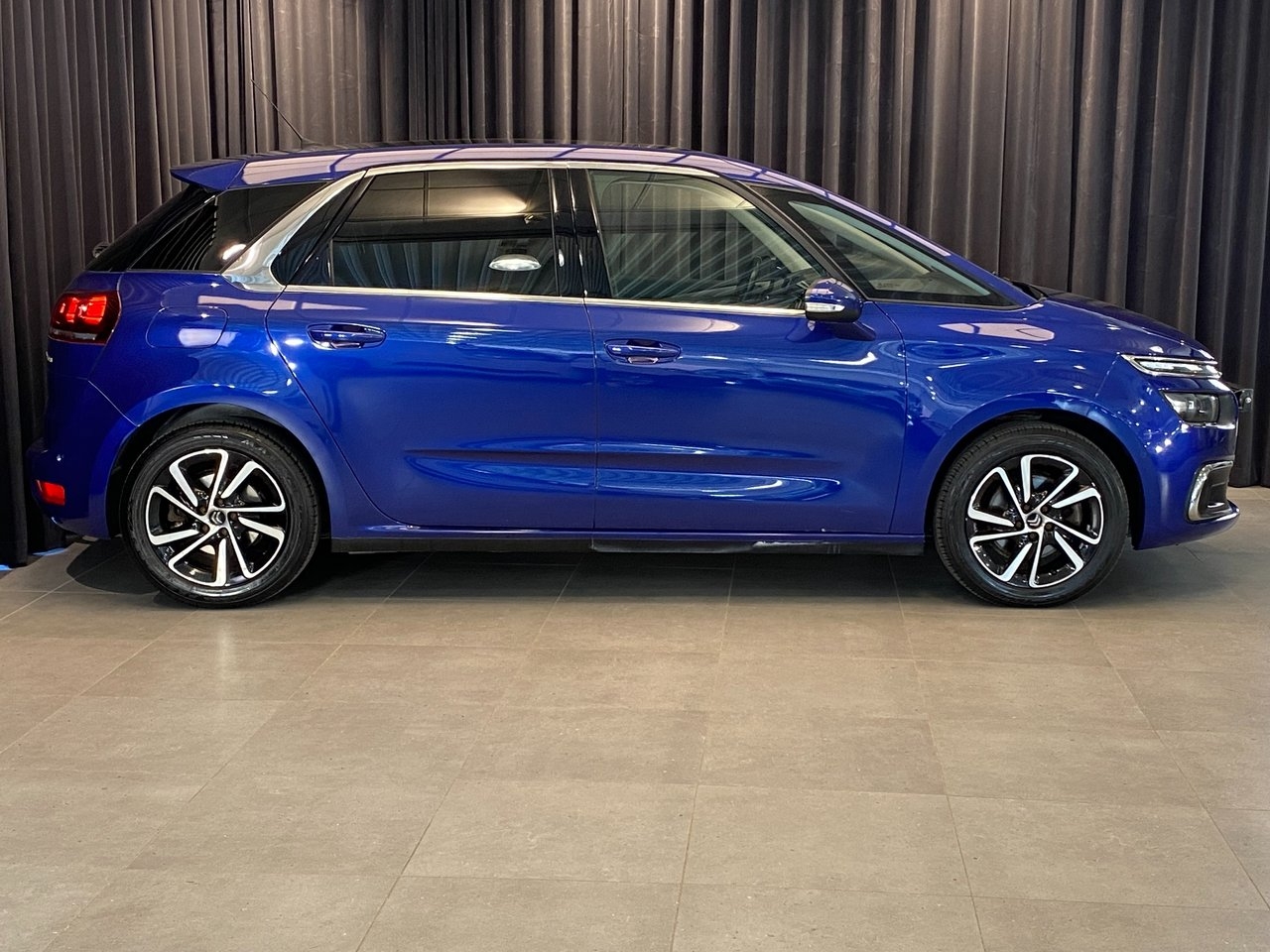 Citroen C4 Picasso 2019, bild 5/38