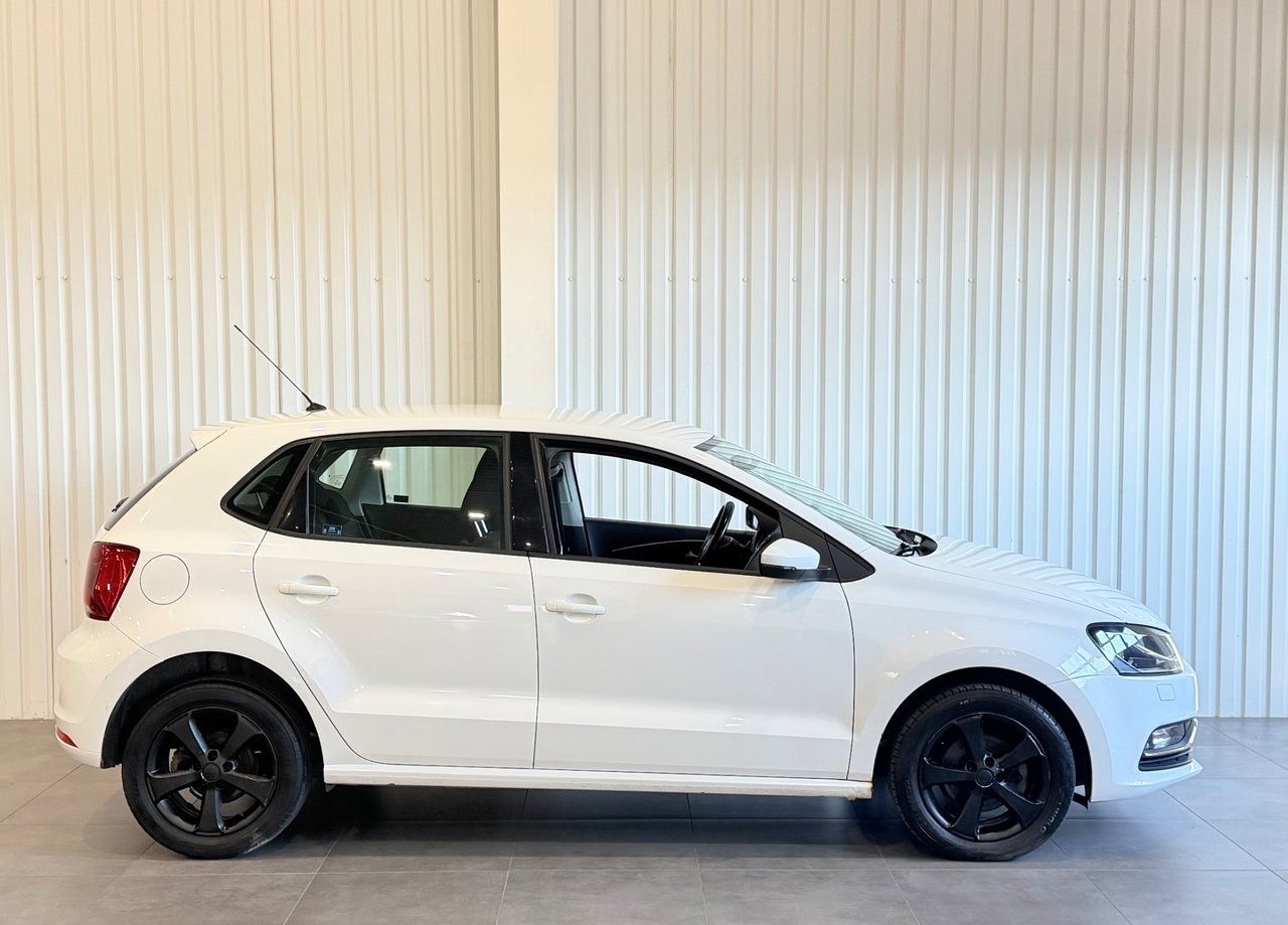 Volkswagen Polo 2015, bild 5/10