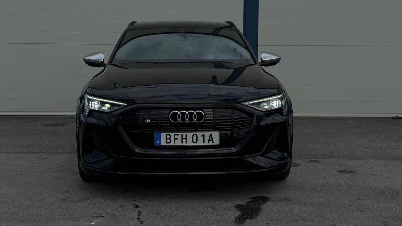 Audi e-tron 2021, bild 2/10